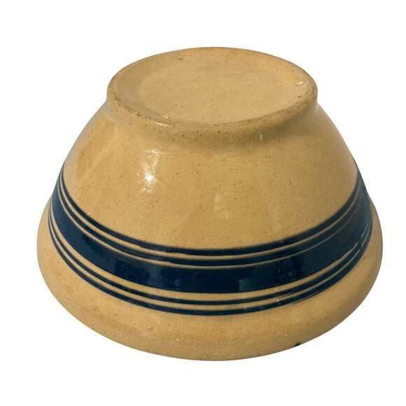 Antique Vintage Yellow Ware Bowl With 5 Blue Striped Bands - Picture 4 of 10